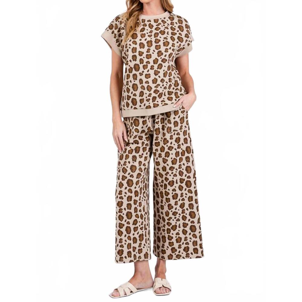 NEW SEWN AND SEEN scuba top and pants set in leopard print